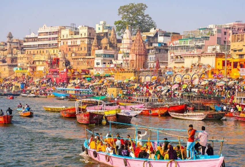Evening-Boat-Ride-varanasi